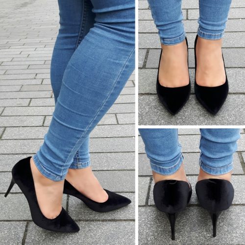 Pumps in zwart velvet met naaldhak en spitse neus | ook achteraf betalen