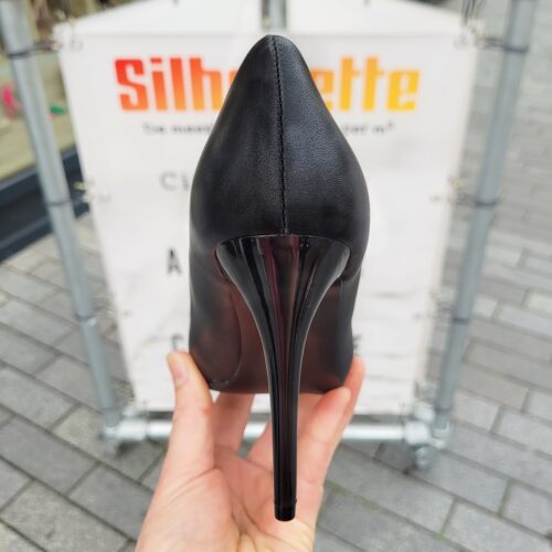 Simpele zwarte pumps met naaldhak in mat zwart | Zwarte pumps met dunne hakken