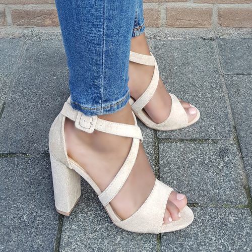 Suede sandalen met hak sale