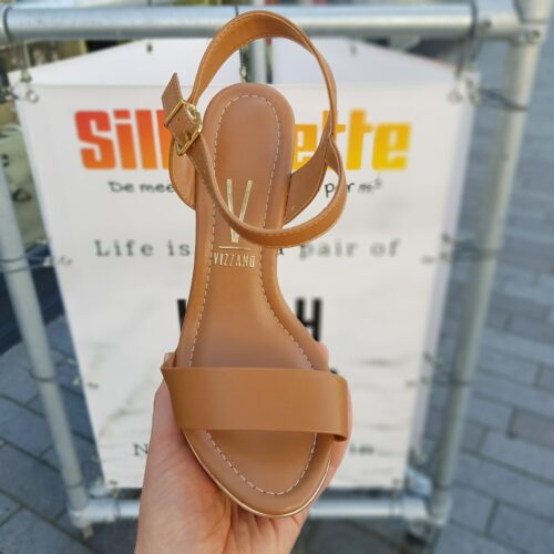 Sandalen met sleehak in cognac | Cognac sleehakken Vizzano