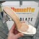 Transparante slippers met doorzichtige hak en gouden details