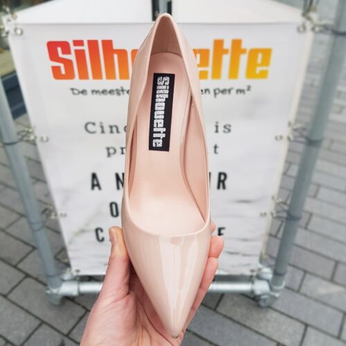 Nude lak pumps met hoge naaldhak | Klassieke lak pump in nude kleur