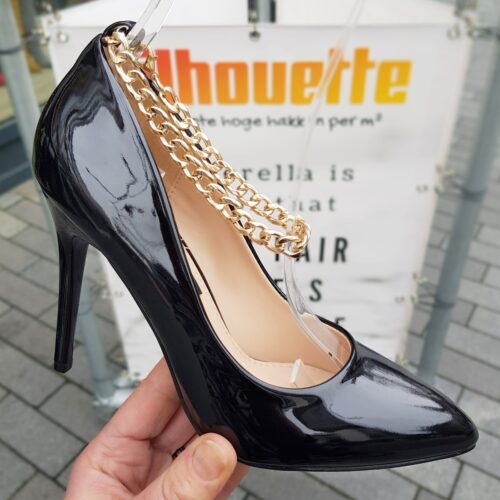 Pumps met enkel ketting in zwart lak Silhouette