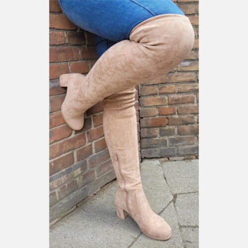 Beige overknee laarzen met lage blokhak | Overkneelaarzen in naturelkleur