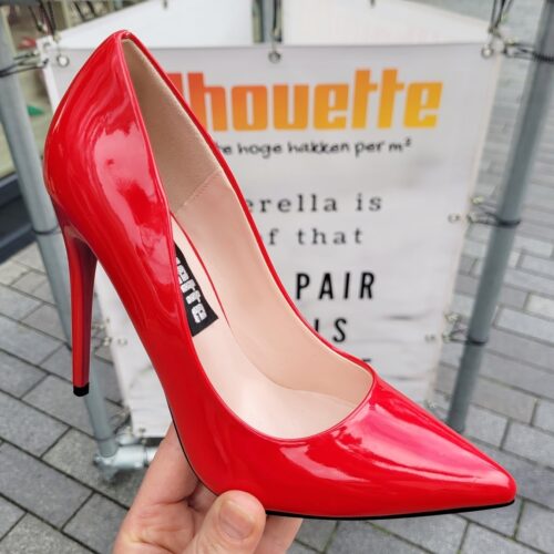 Rode lak pumps met hoge naaldhak | Klassieke pump met stiletto hak in rood lak