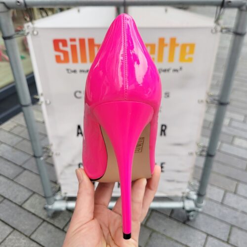 Fuchsia roze lak pumps met hoge naaldhak | Klassieke pump met stiletto hak in knalroze