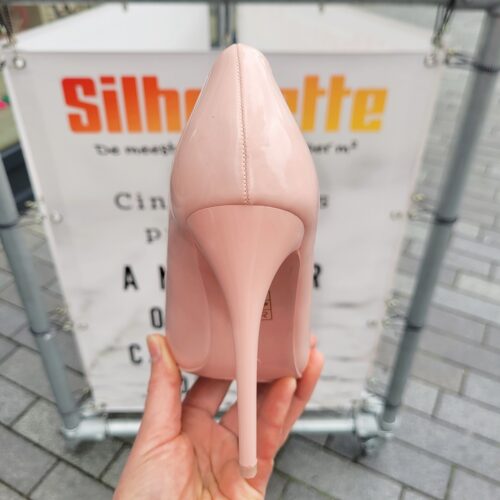 Pumps met hoge hak in nude lak | Klassieke lak pump in nude kleur