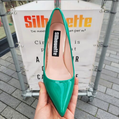 Groene lak pumps met hoge naaldhak | Klassieke pump met stiletto hak in groen