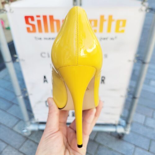 Gele lak pumps met hoge naaldhak | Klassieke pump met stiletto hak in geel