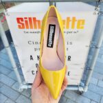 Gele lak pumps met hoge naaldhak | Klassieke pump met stiletto hak in geel