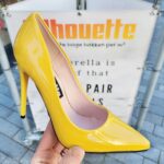 Gele lak pumps met hoge naaldhak | Klassieke pump met stiletto hak in geel