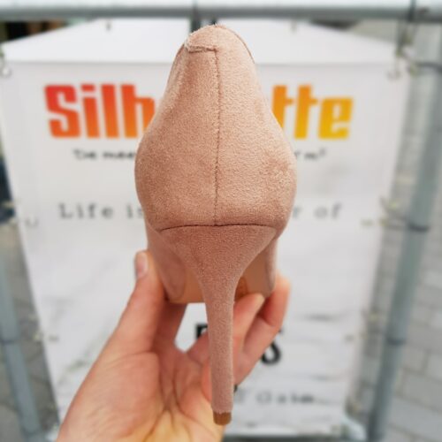 Nude pumps met 8.5 cm hoge hak | Nude pumps met hak in suède look