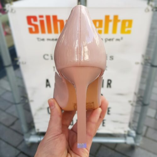 Nude pumps met sneaky blokhak | Nude pumps met doorzichtige hak