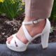 Witte sandalen met kruisbanden | Witte blokhaksandalen met gekruiste banden