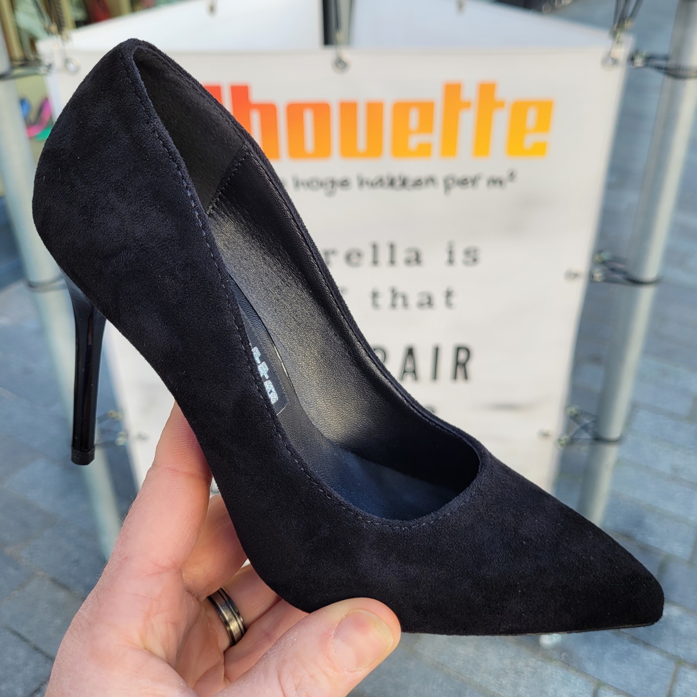 Zwarte hoge hakken in kleine maten | Elegante zwarte pumps met hak in kleine maten