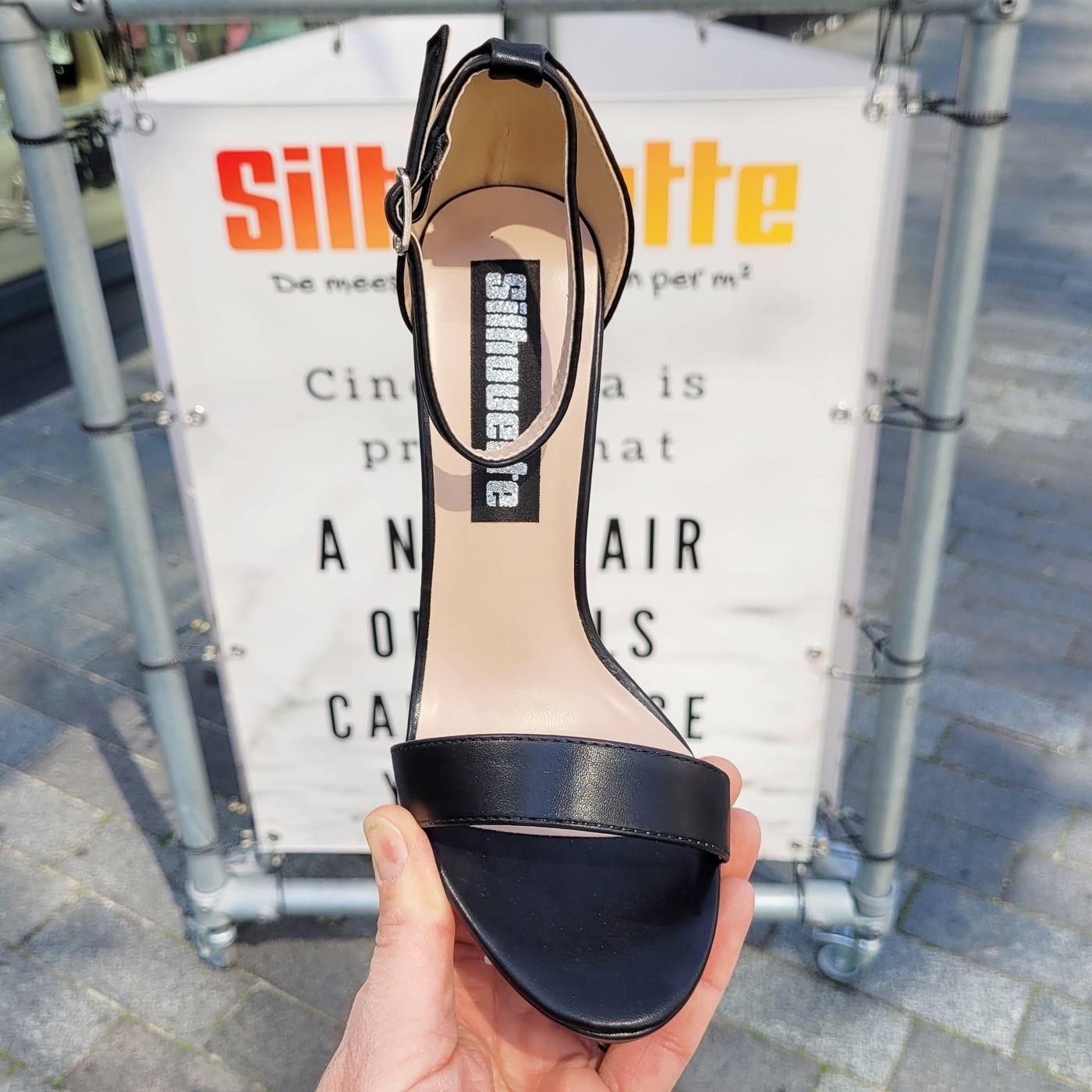 2777-10-061 – Zwarte dames sandalen met hak en plateautje – Zwarte sandalen met smalle hoge hak (4)