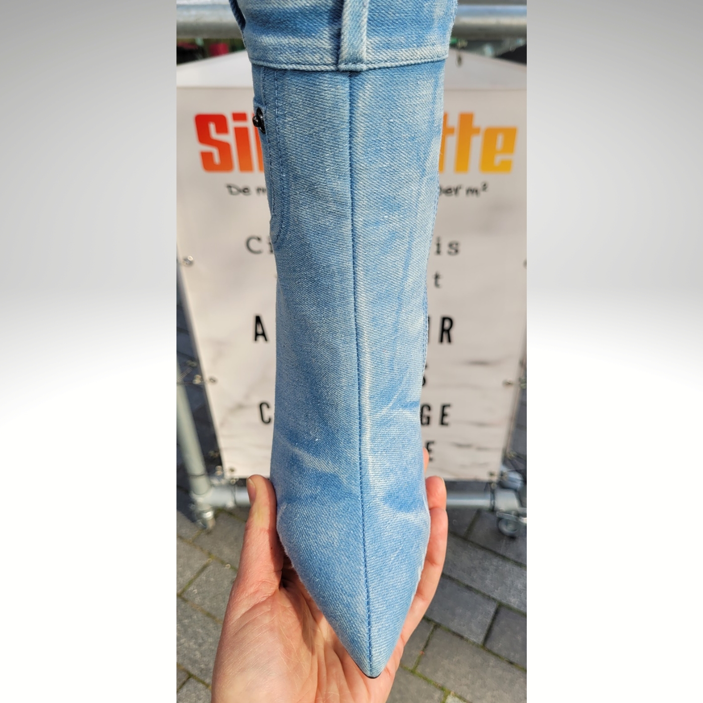 2628-75-006 – Denim laarzen met hoge naaldhak lichtblauw – Lichtblauwe jeans laarzen met hoge hakken (4)