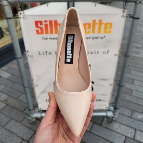 Beige pumps in kleine maat met 7 cm hak | Beige dichte pumps voor kleine voeten