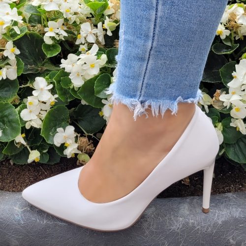 Witte comfortabele pumps met naaldhak | Witte pump met 9 cm hak