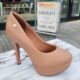 Beige pumps met ronde neus en hoge hak | Plateaupumps in beige met ronde neus