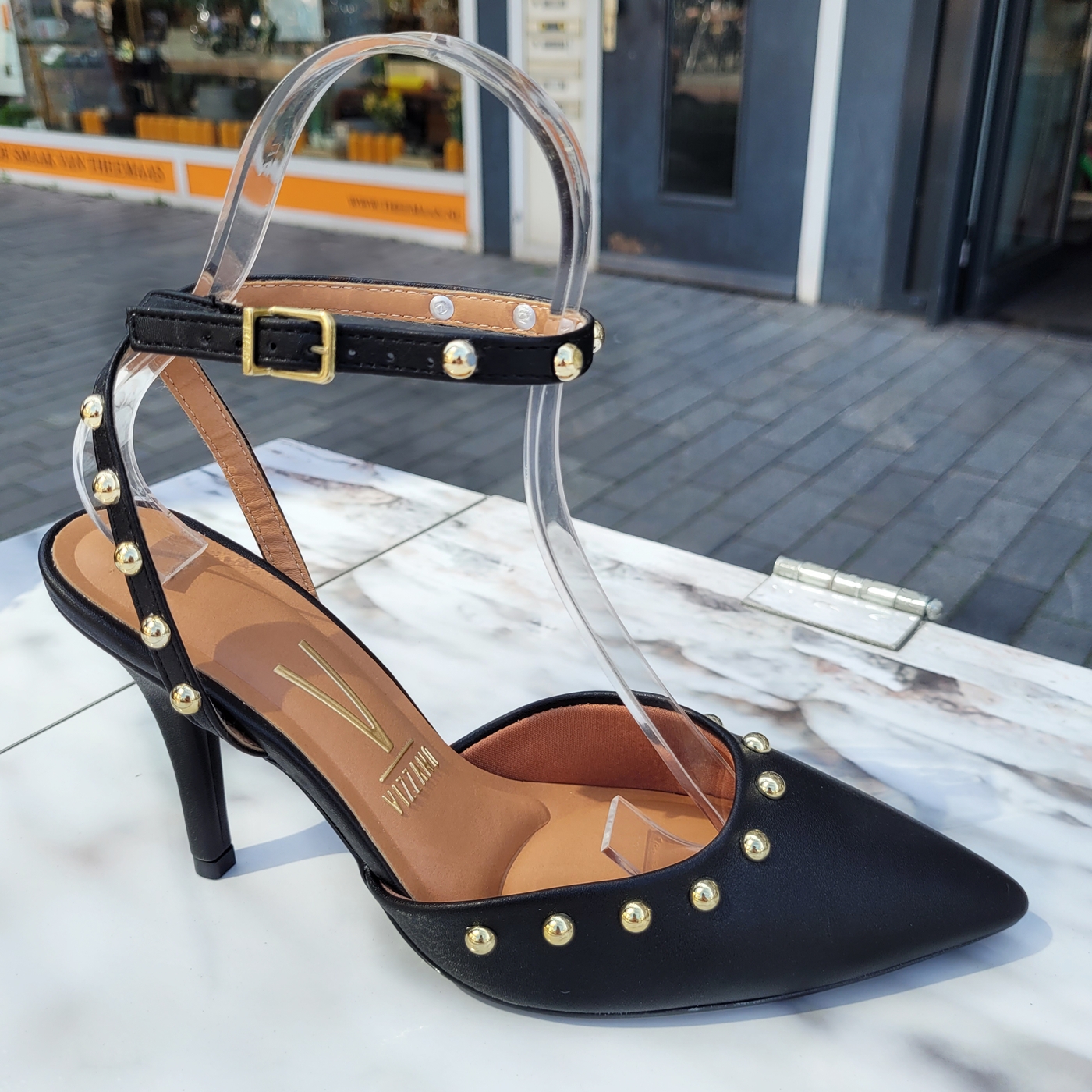 Zwarte slingback pumps met studs van Vizzano | Zwarte pumps met open hiel en hoge hak