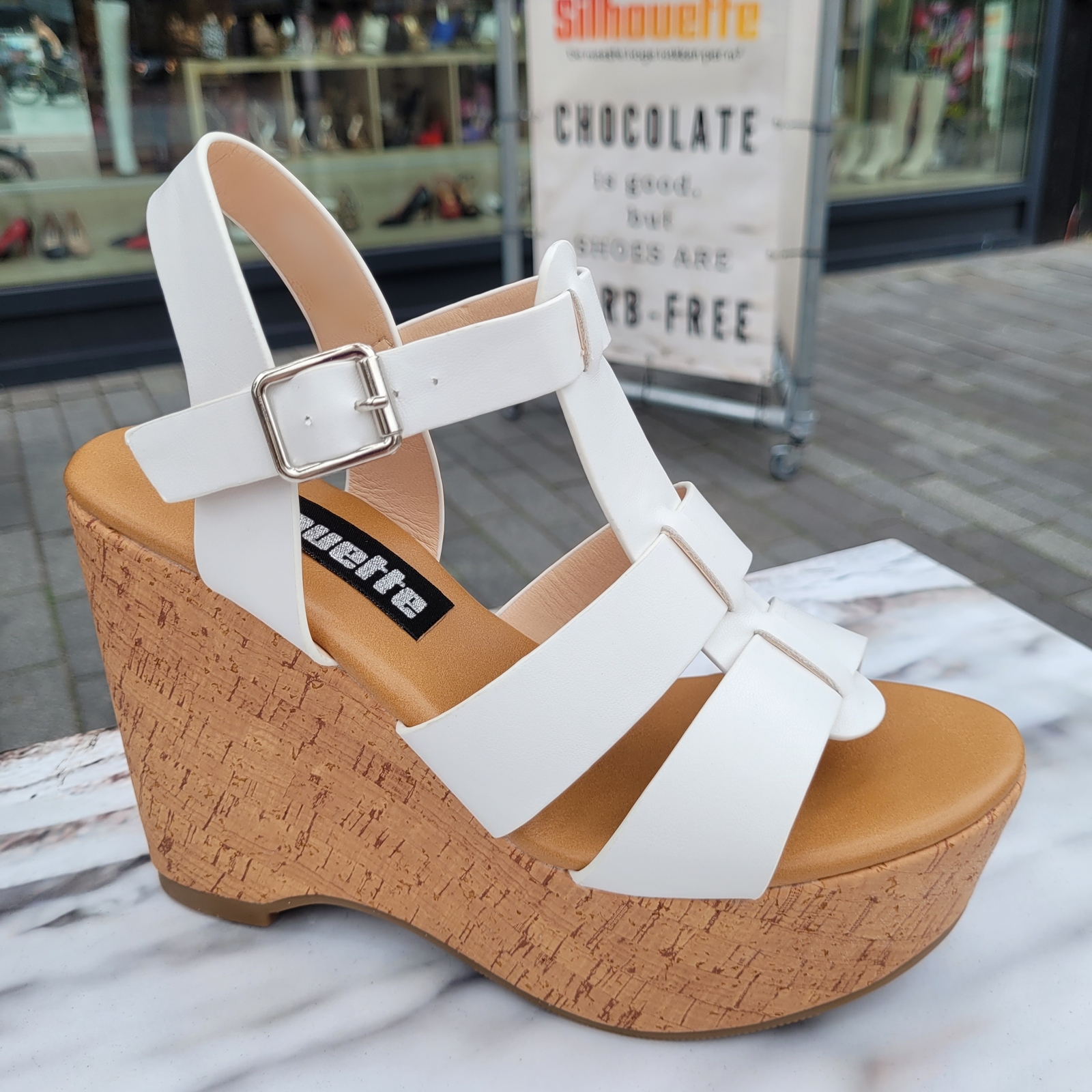 Witte hoge sleehakken met kurkzool | Witte gladiator sleehakken
